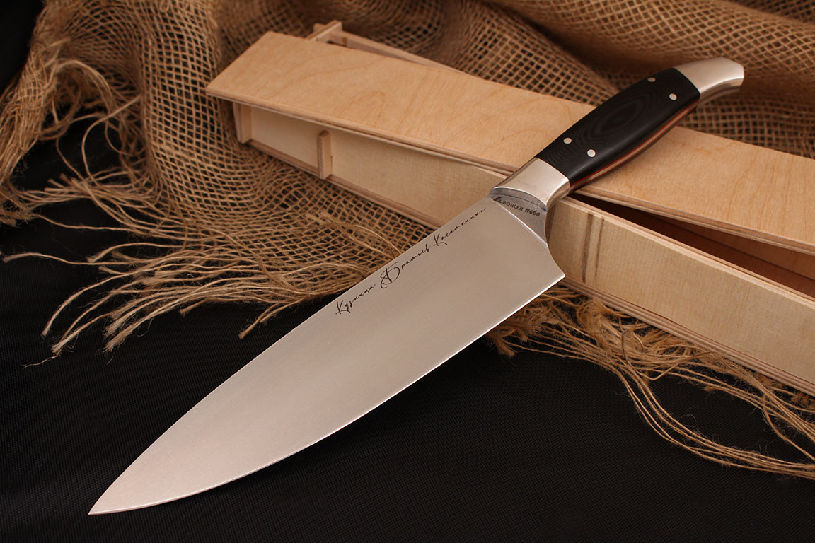 Шеф нож серии "Professional" Bohler N690, рукоять G10. 